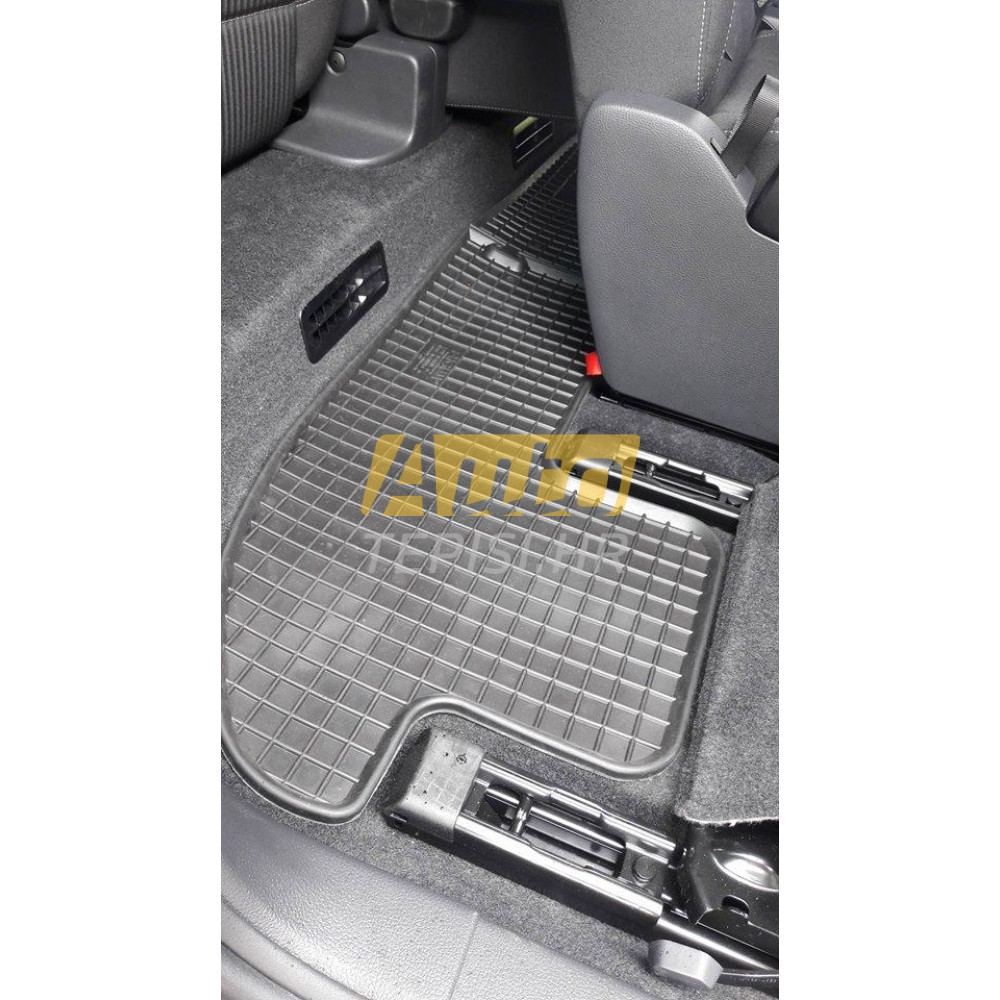 Gumeni tepih VOLKSWAGEN Sharan II (3 reda) (2010-) Gumeni tepih VOLKSWAGEN Sharan II (3 reda) (2010-) Gumeni tepisi