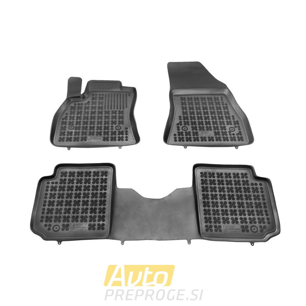 3D gumeni tepisi za auto FIAT 500L (2013 - 2022)