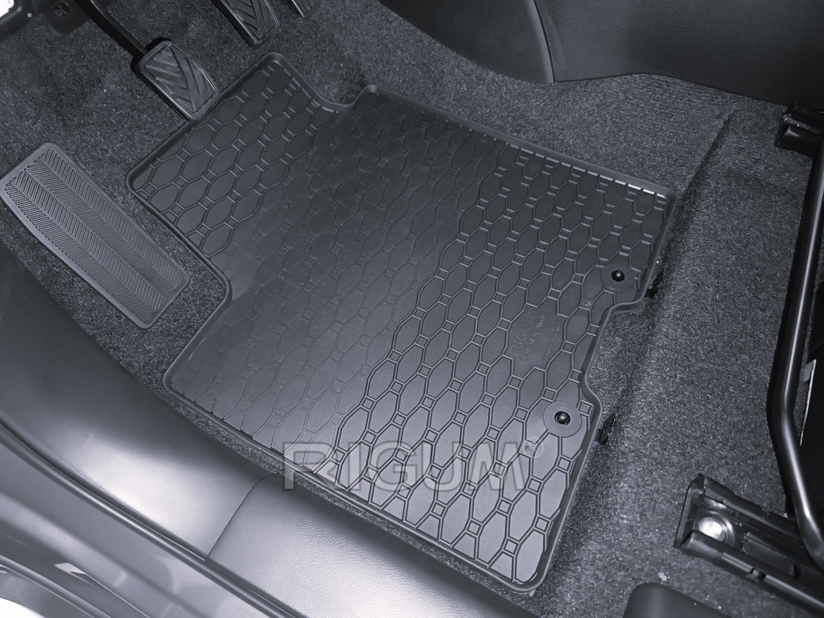Gumeni tepisi za auto Suzuki Swift (24-)