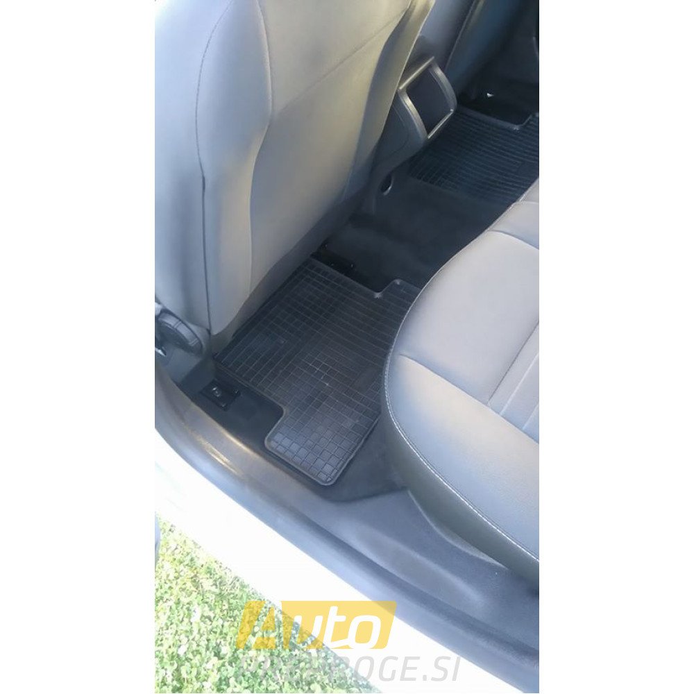 Gumeni tepisi za auto RENAULT Megane III (2009 - 2016) — slika 3